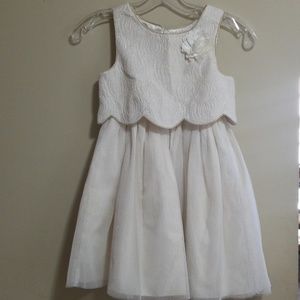 Girls holiday dress.